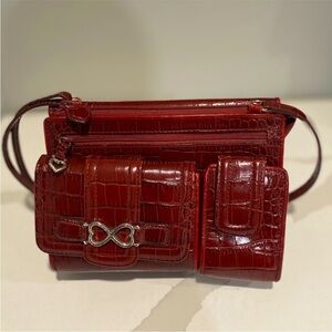Vintage Brighton crossover/shoulder bag with built-in wallet. 100% leath…